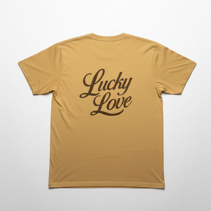 Camiseta unisex "Lucky Love" -Hilma Studio-