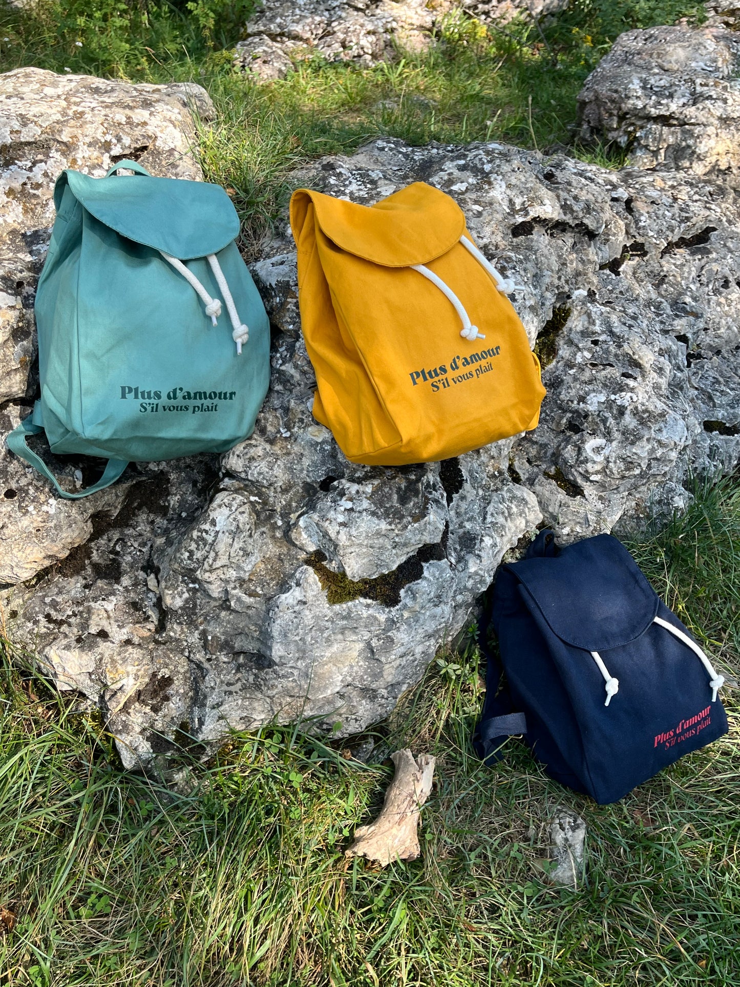 Mini mochila "Plus d'amour s'il vous plait" -Hilma Studio-