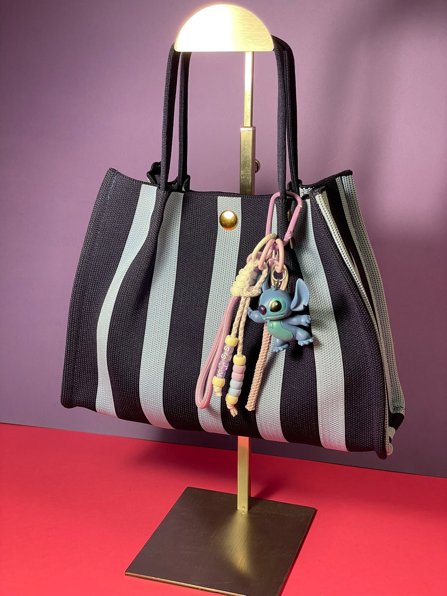 Grigri 💜 “Besito” -Hilma Studio-