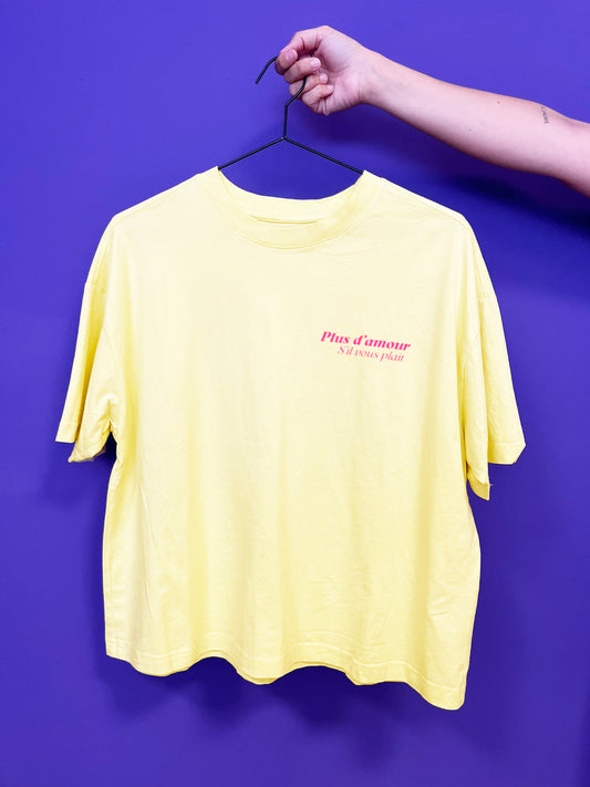 Camiseta unisex de algodón corte boxy color amarilla con mensaje positivo – Hilma studio