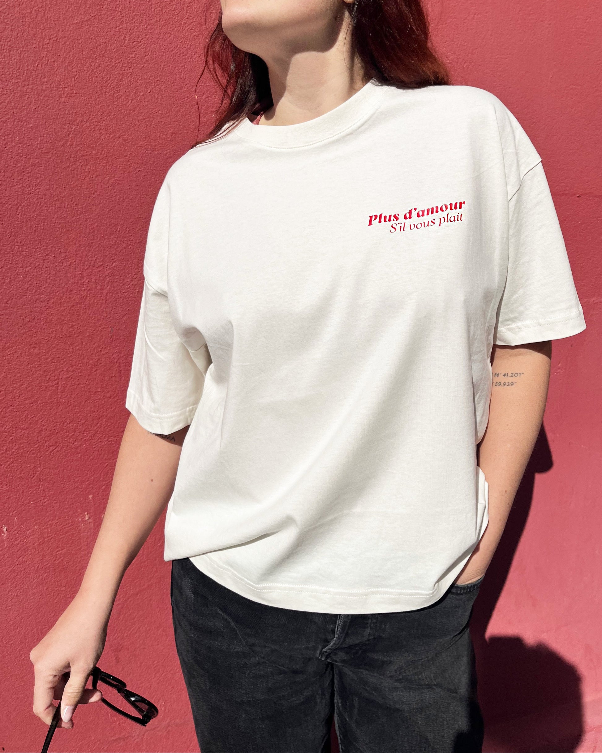 Camiseta unisex de algodón corte boxy color blanco con mensaje positivo – Hilma studio