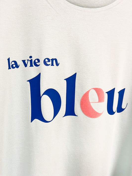 Camiseta unisex de algodón corte unisex color azul con mensaje positivo – Hilma studio