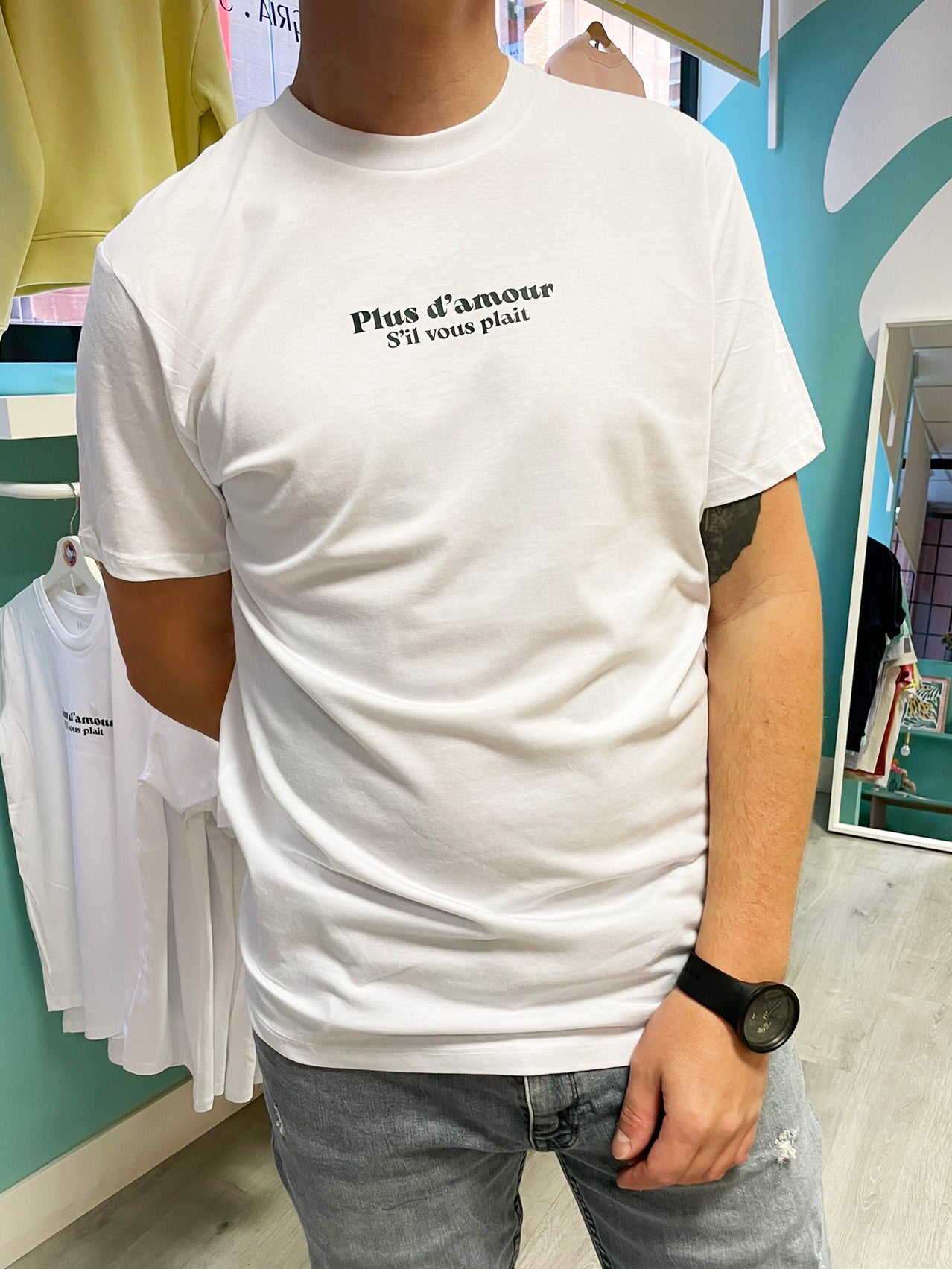 Camiseta unisex de algodón corte unisex color blanca con mensaje positivo – Hilma studio