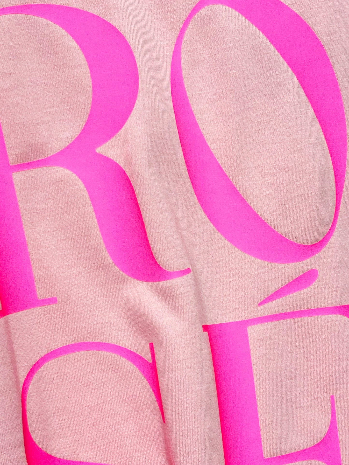 Camiseta unisex de algodón corte unisex color rosa con mensaje positivo – Hilma studio