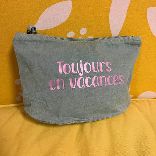 neceser de tela vaquera (denim) resistente y reutilizable con diseño moderno – Hilma Studio