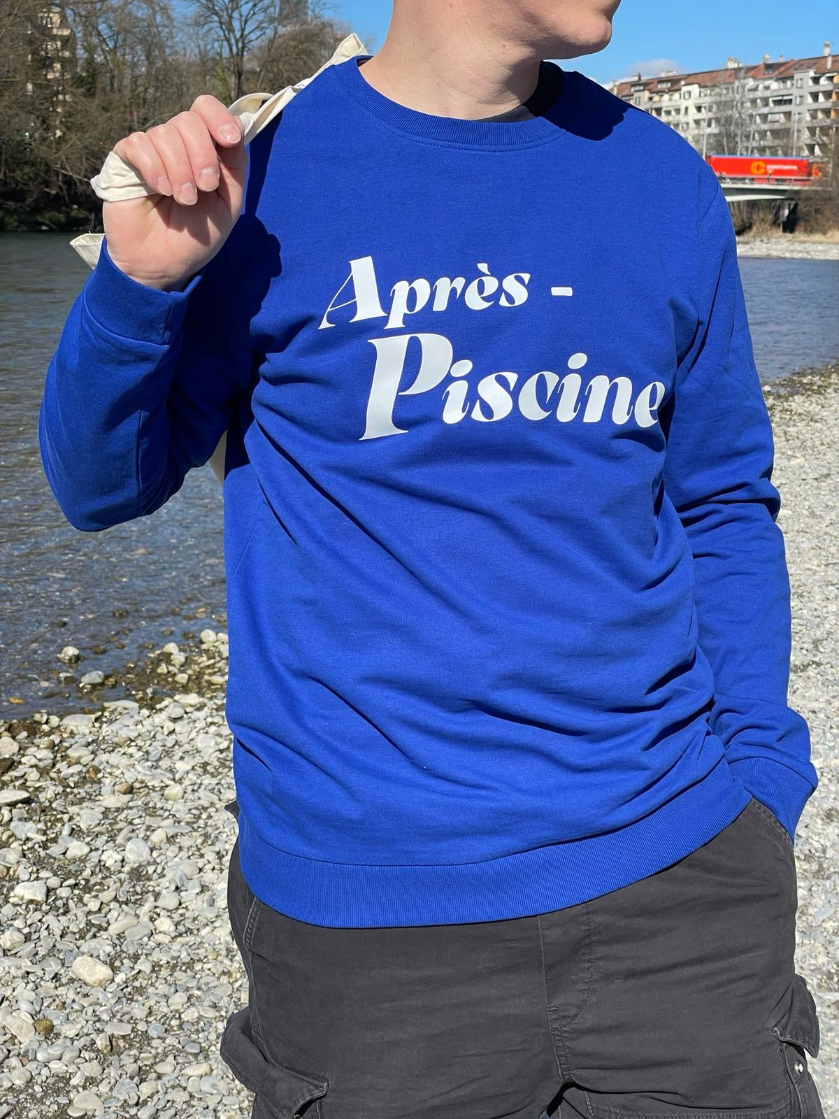 Sudadera unisex de algodón orgánico con diseño moderno y mensaje positivo – Hilma Studio