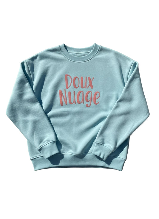 Sudadera corta boxy corta de algodón orgánico con diseño moderno y mensaje positivo – Hilma Studio