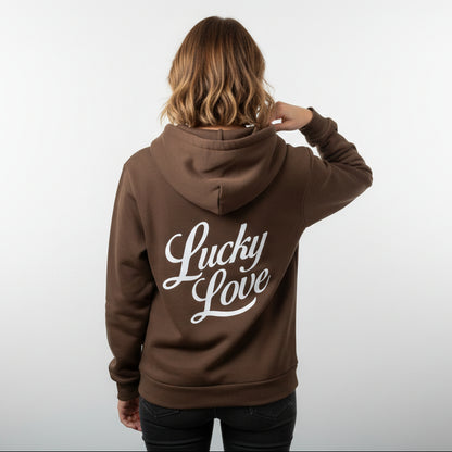 Sudadera marron chocolate con capucha de algodón con mensaje Lucky love y dibujo de herradura en terciopelo blanco Hilma Studio