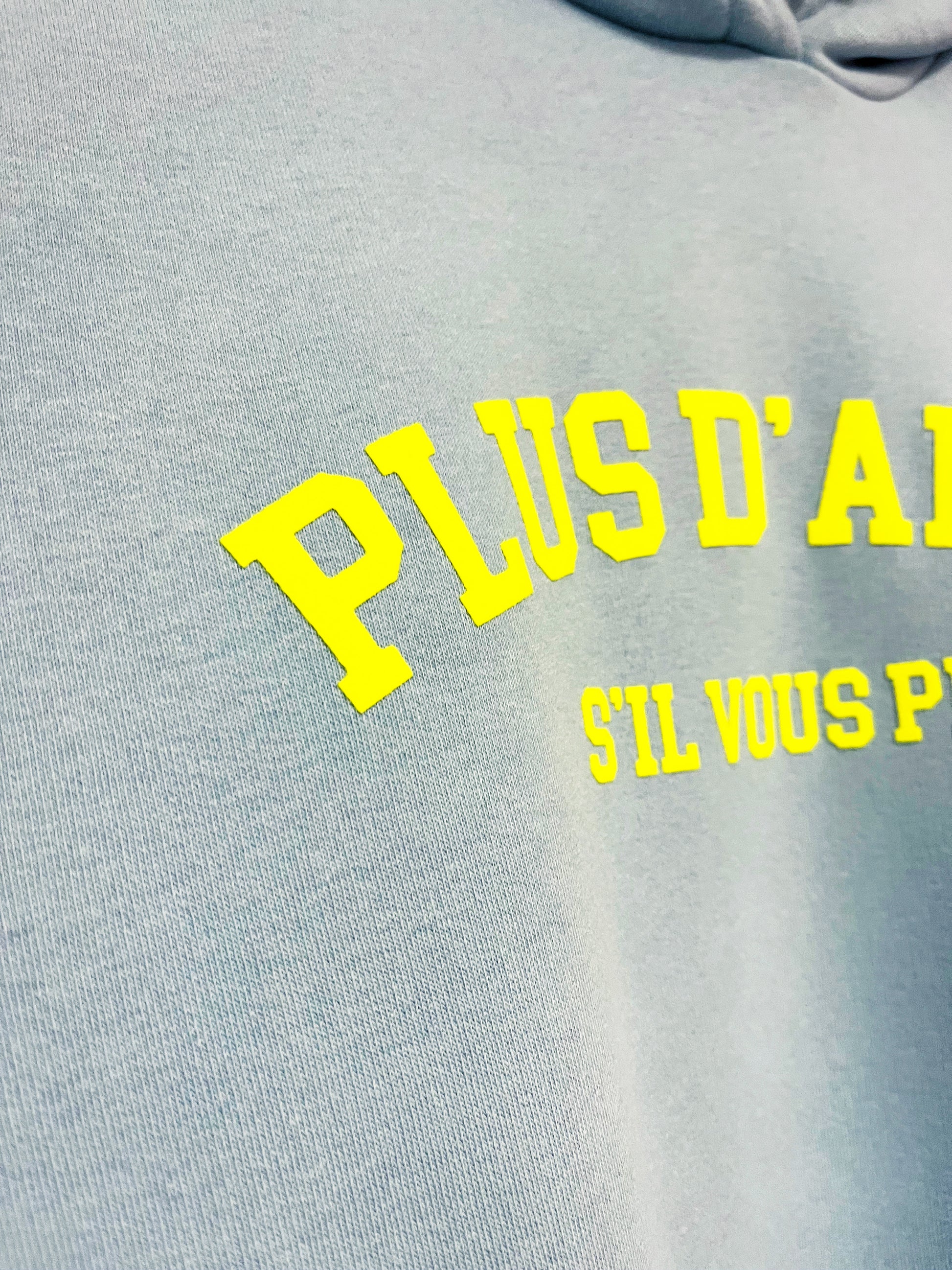 Sudadera vestido de algodón orgánico con diseño moderno y mensaje positivo – Hilma Studio