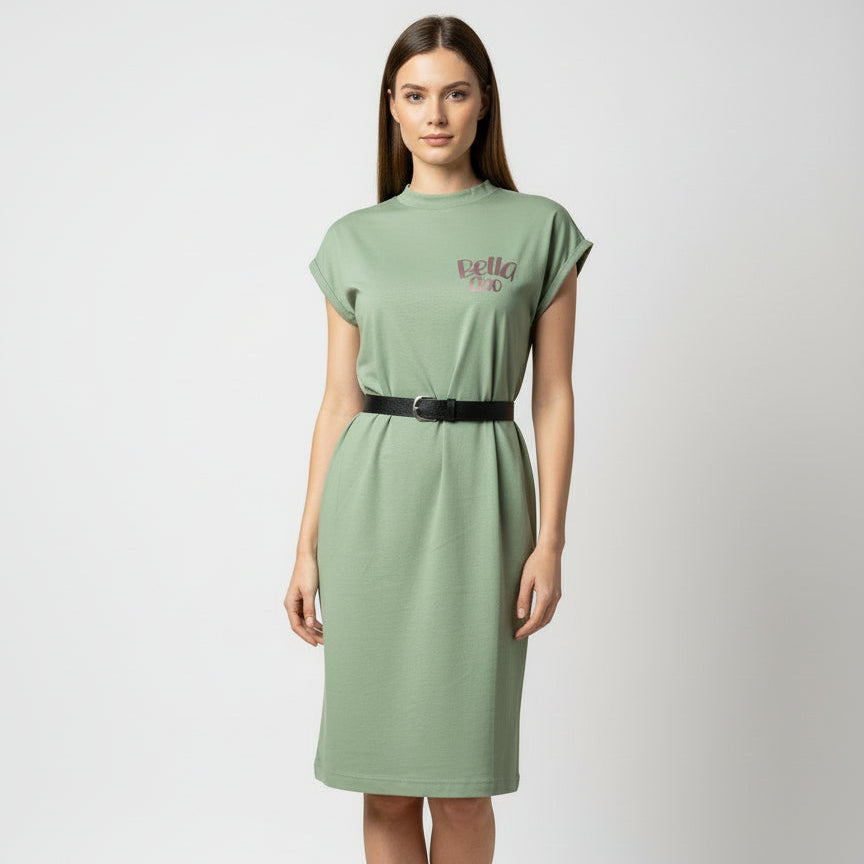 Vestido cuello tortuga de algodón color verde con mensaje  Bella ciao en rosa metálico Hilma studio