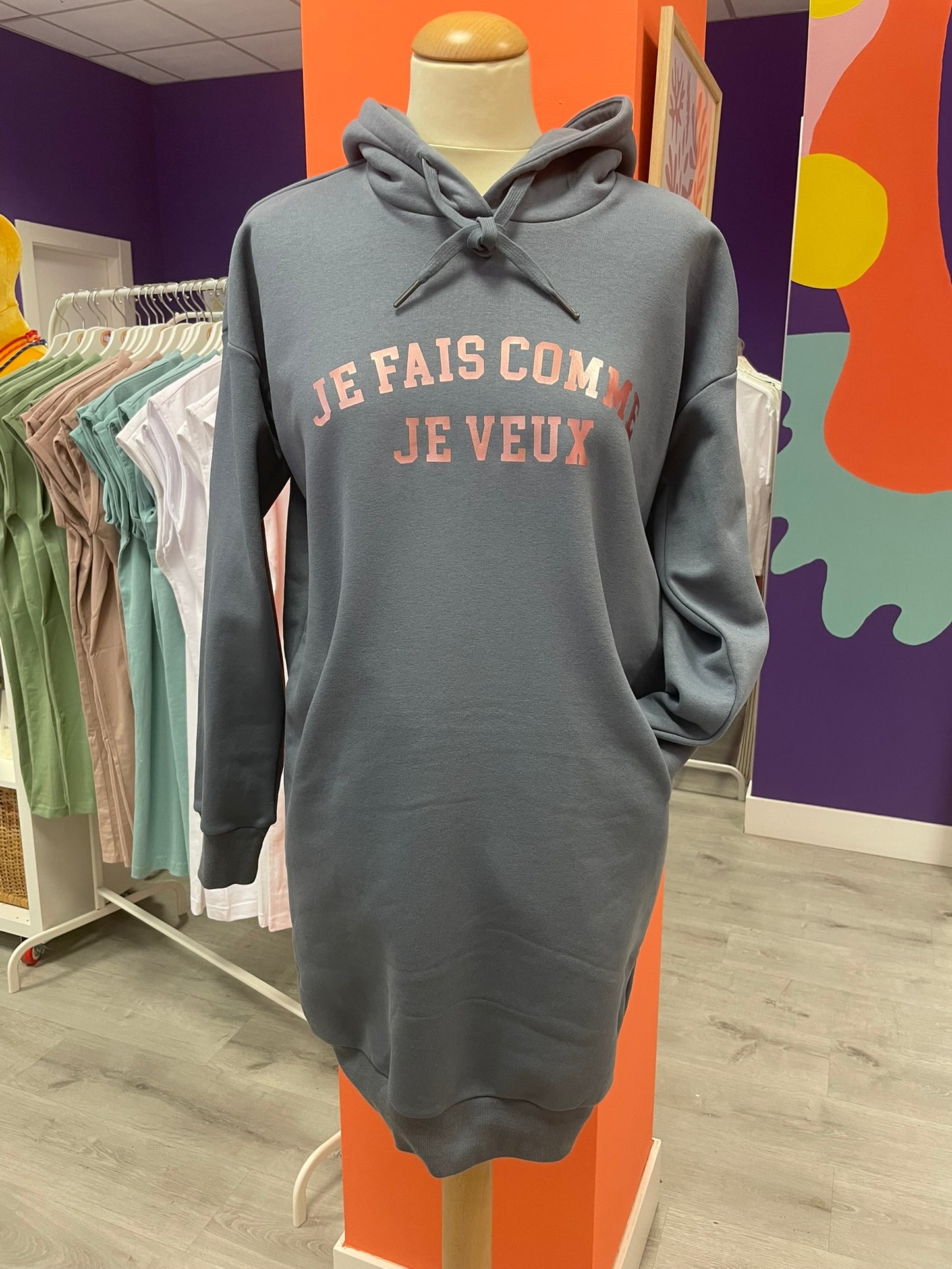 Sudadera vestido light asphalt "Je fais ce que je veux" -Hilma Studio-