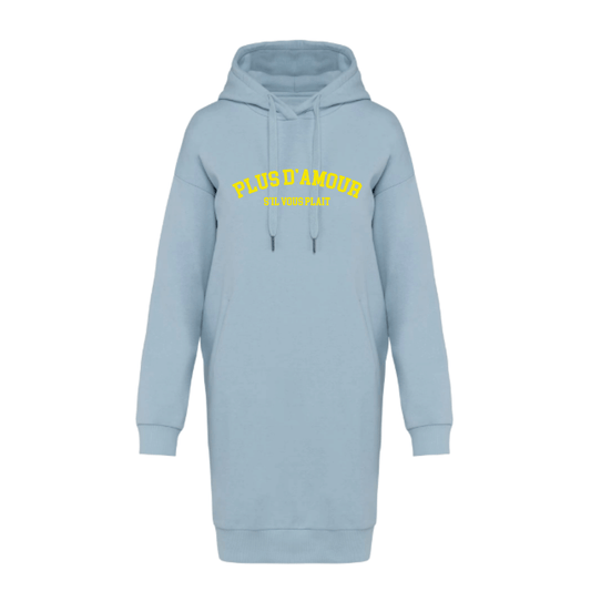 Sudadera con capucha estilo vestido azul de algodón orgánico con mensaje Plus d'amour s'il vous plait en terciopelo amarillo flúor Hilma Studio